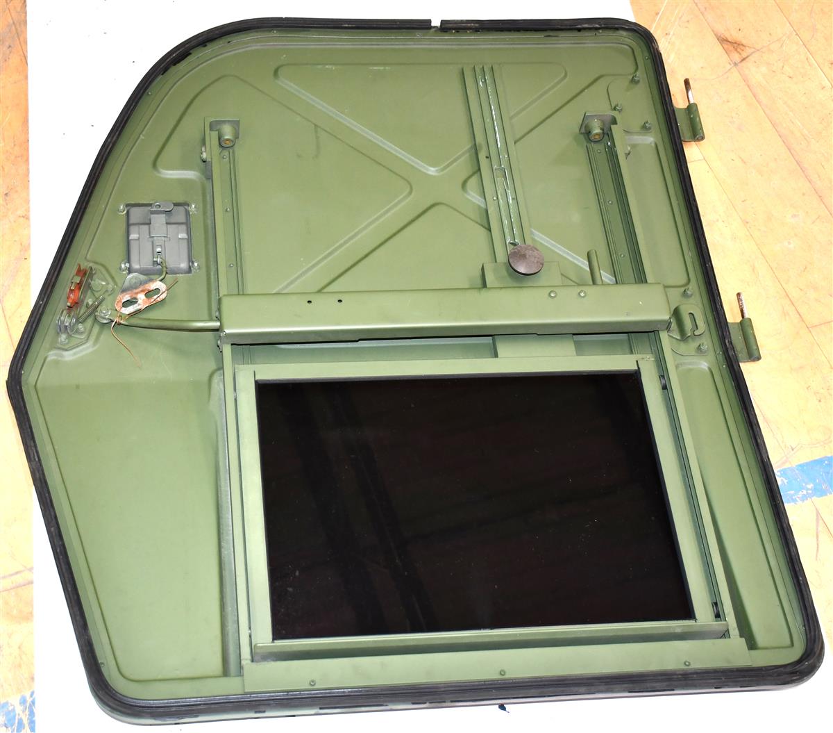CROSSDESIGN Body Side Door Hinge 8 Pack With Screws 16  Fit For M998 Humvee Hmmwv